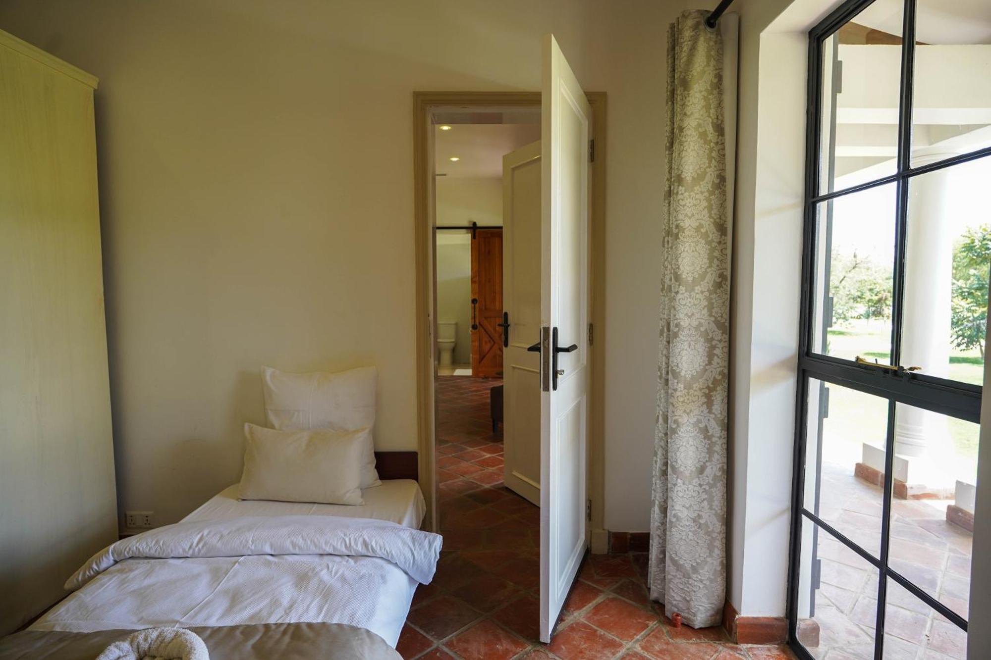 Kili Seasons Hotel Arusha Rom bilde